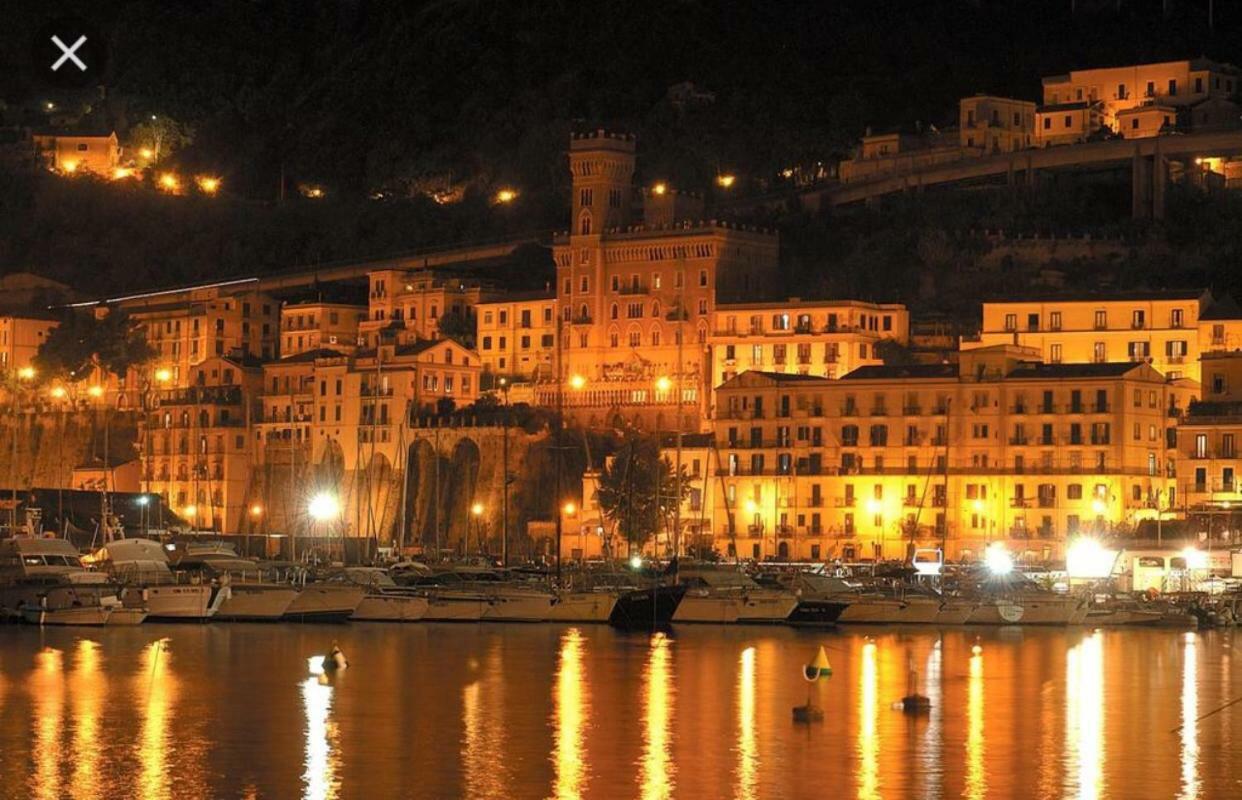 Dimora Dei Mercanti Salerno Kültér fotó